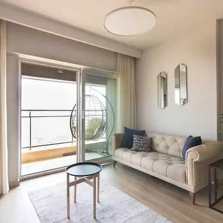 Luxurious 1br W Panoramic Views * 이스탄불
