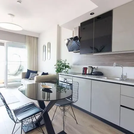 Luxurious 1br W Panoramic Views 아파트 *